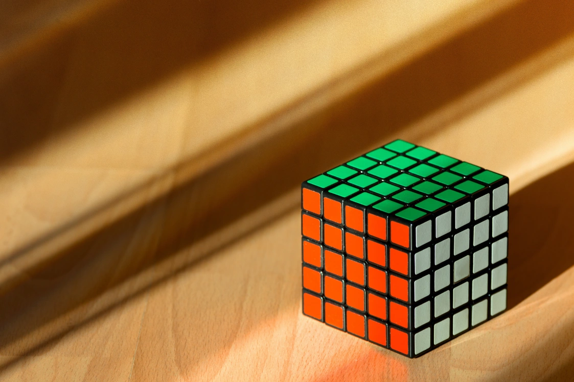 Advanced 5x5 Rubik's cube (solved) by VBlock on Pixabay